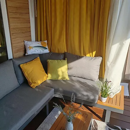 Annika Mar Campeggio Selce