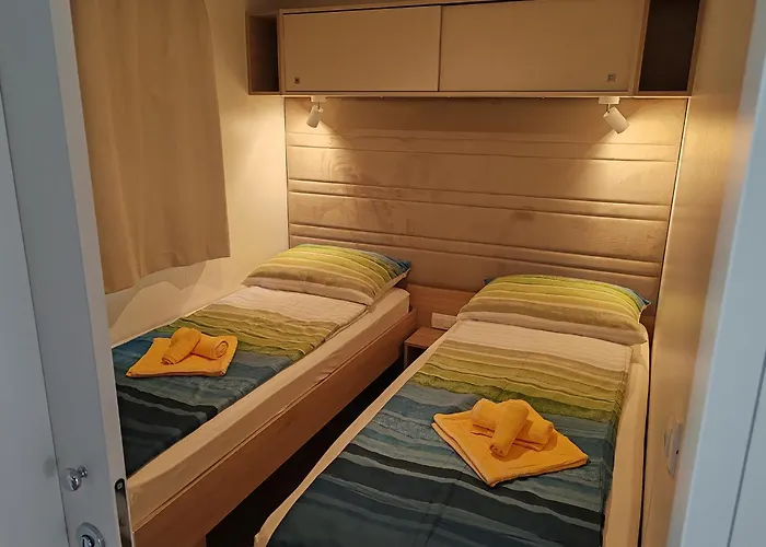 Campeggio Annika Mar Selce