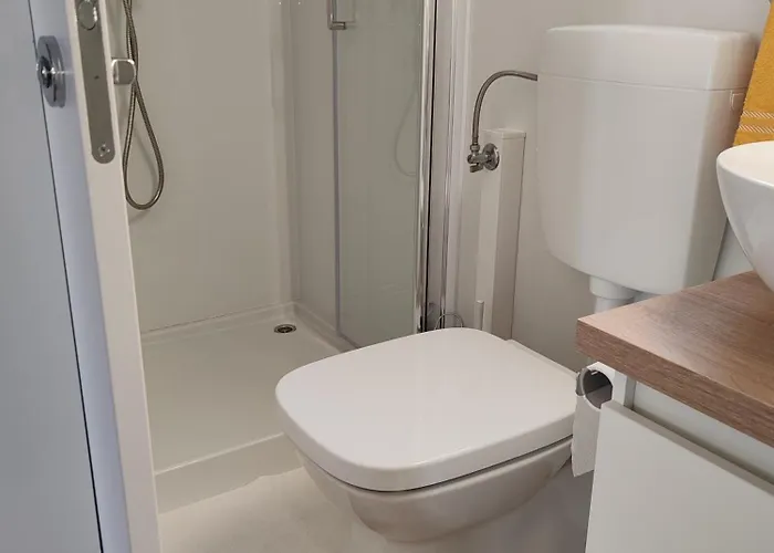 Annika Mar Campeggio Selce