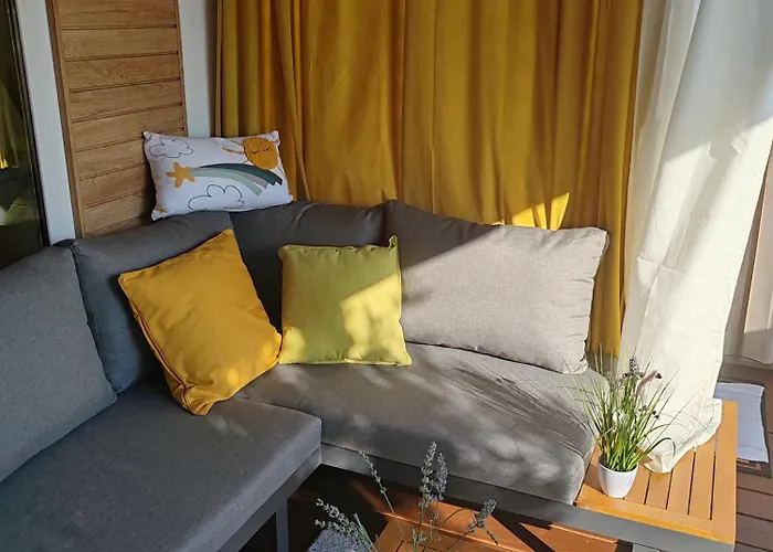 Annika Mar Campeggio Selce