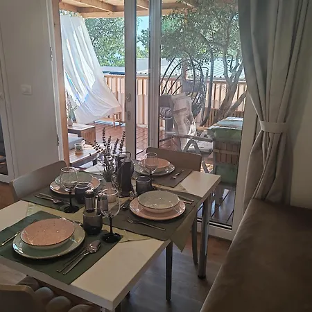 营地 Annika Mar 塞尔瑟