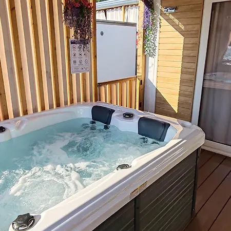 Camping Annika Mar Selce