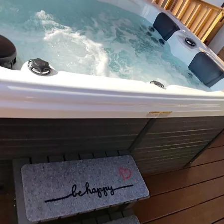 Annika Mar * 塞尔瑟