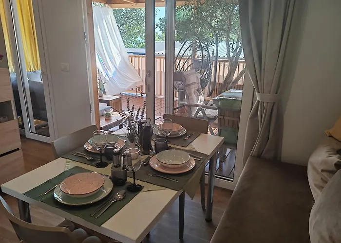 Campeggio Annika Mar Selce