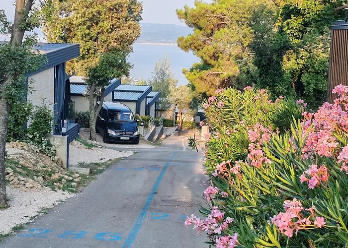 Annika Mar Campeggio